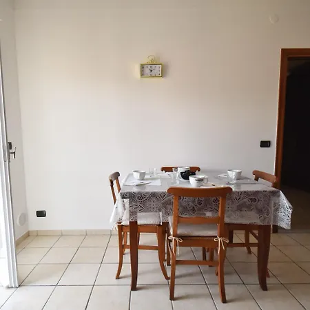 Apartment Casa Di Elena A 300 Mt Dal Mare San Lorenzo al Mare