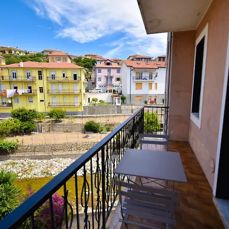Casa Di Elena A 300 Mt Dal Mare San Lorenzo al Mare