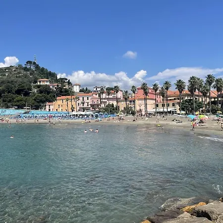 Casa Di Elena 200 Mt Dal Mare Appartamento