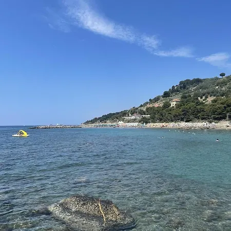 Lägenhet Casa Di Elena 200 Mt Dal Mare