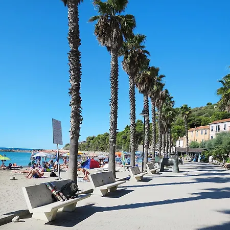 Casa Di Elena 200 Mt Dal Mare Lägenhet *