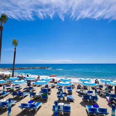 Casa Di Elena 200 Mt Dal Mare Lägenhet