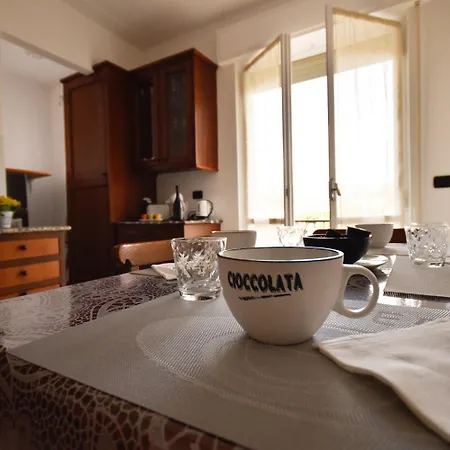 Lägenhet Casa Di Elena 200 Mt Dal Mare San Lorenzo al Mare