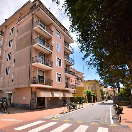 Casa Di Elena 200 Mt Dal Mare アパート